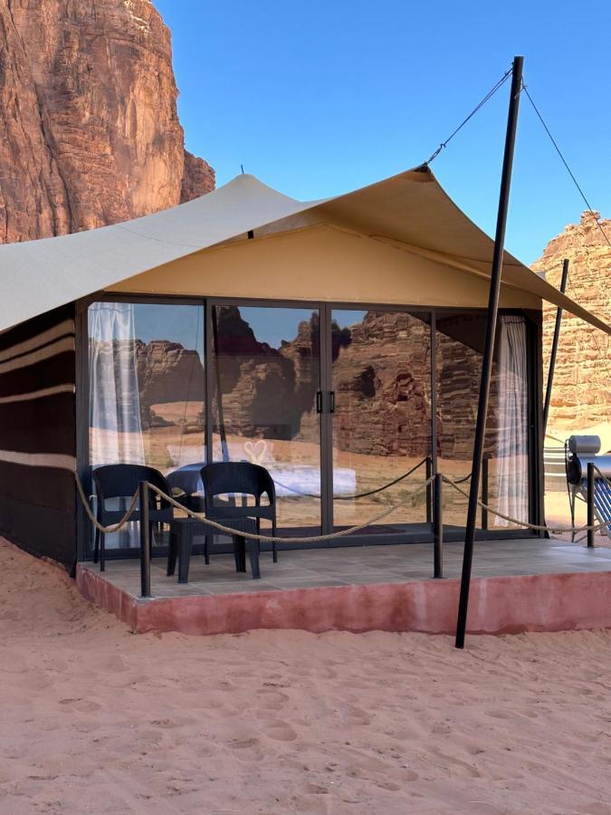 Wadi Rum Mirror Camp מראה חיצוני תמונה