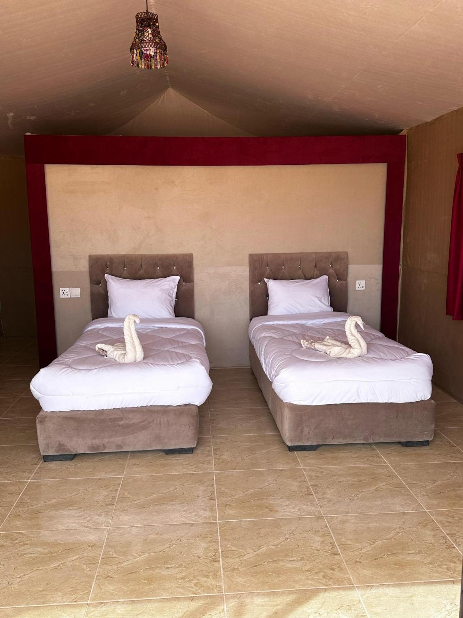Wadi Rum Mirror Camp מראה חיצוני תמונה
